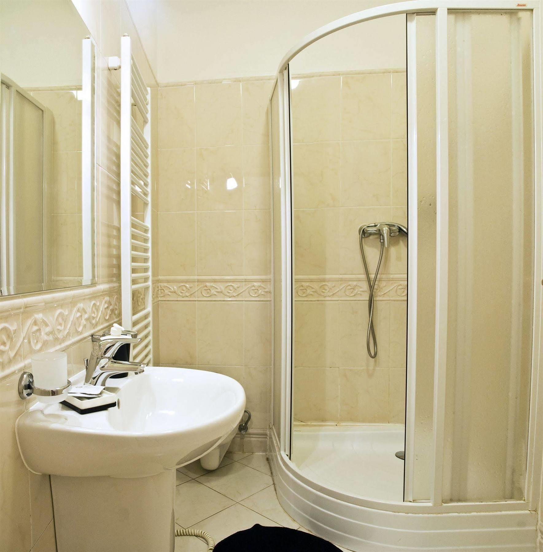 Ai Quattro Angeli Aparthotel Prague